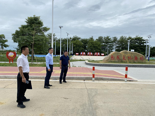 揭陽(yáng)農(nóng)墾開(kāi)展農(nóng)場(chǎng)基孔肯雅熱疫情防控和環(huán)境衛(wèi)生管理督查工作